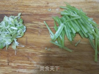 尖椒炒土豆丝的做法步骤：4