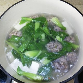 肉丸青菜豆腐汤的做法步骤：9