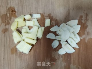 五香盐炒花生米的做法步骤：5