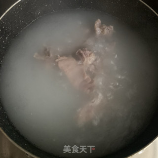 咸骨粥的做法步骤：5