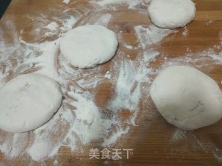 红糖芝麻馅糯米饼的做法步骤：7