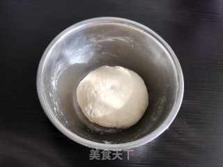 乳酪黄桃面包的做法步骤：1