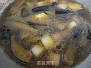 茄子炖白萝卜土豆的做法步骤：6