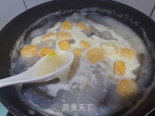 鸭血粉丝汤的做法步骤：7