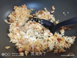 香肠白菜炒饭的做法步骤：5