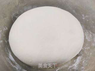 韭菜虾仁饺子的做法步骤：1