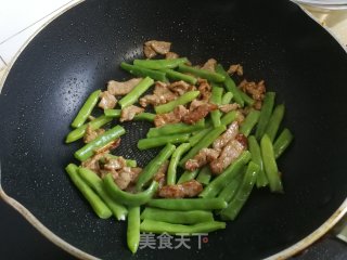 四季豆炒牛肉的做法步骤：6