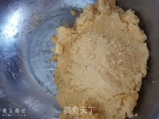 小米锅巴的做法步骤：2