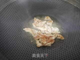 肉片炒香菇的做法步骤：6