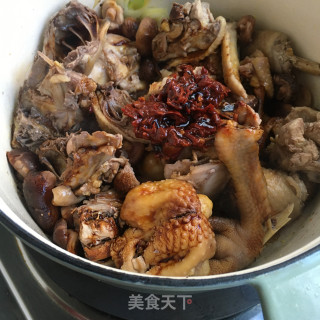 小香菇炖土鸡的做法步骤：11