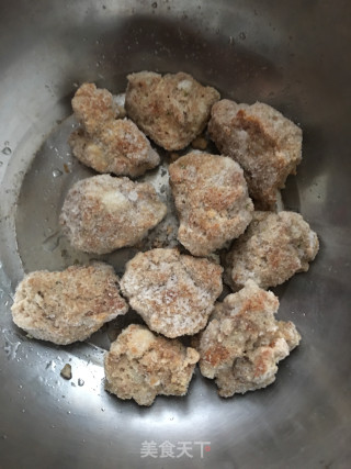 胡萝卜菜梗肉丸粥的做法步骤：3