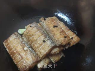 红烧带鱼的做法步骤：11