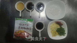 黄焖鸡米饭的做法步骤：2