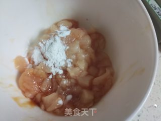 五彩鸡丁的做法步骤：3