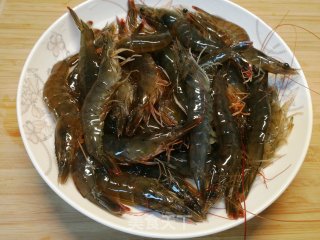 年夜饭新年菜（十六）饭店卖88元10只的杏仁大虾，自己做只需2元钱的做法步骤：1