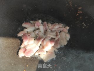 杏鲍菇青椒炒肉的做法步骤：8