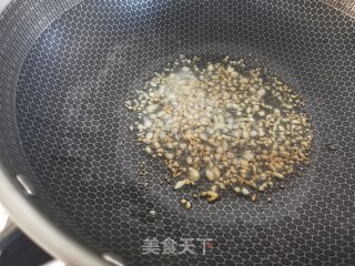 蒜蓉粉丝蒸虾的做法步骤：3