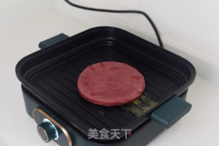 迷迭香煎牛肉饼的做法步骤：2