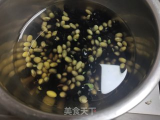 坚果浓香豆浆的做法步骤：1