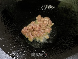 牛年牛牛！经典青椒炒牛肉丝er的做法步骤：6