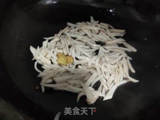 蒜黄杏鲍菇炒鸡丝的做法步骤：10