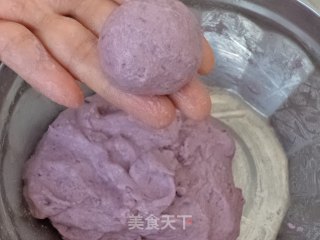 紫薯豆沙馅汤圆的做法步骤：10