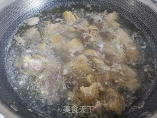 大盘鸡的做法步骤：2