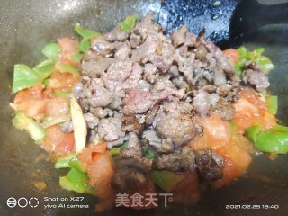 青椒番茄汁牛肉的做法步骤：6