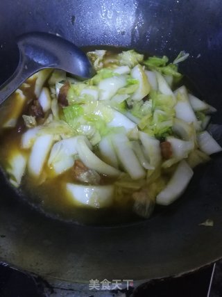 白菜五花肉炖冻豆腐粉条的做法步骤：12