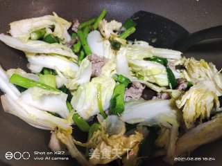 芦笋白菜炒肉的做法步骤：4