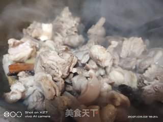 红烧羊肉汤的做法步骤：3