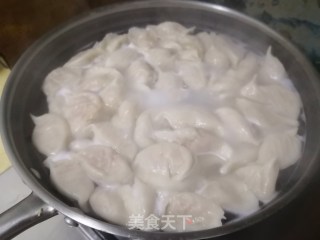 白菜水饺的做法步骤：7