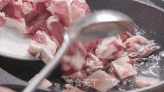 板栗烧牛肉的做法步骤：2