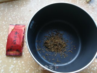 红豆奶茶的做法步骤：3