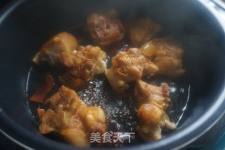 美容养颜食补平民菜——黄豆炖猪蹄的做法步骤：9