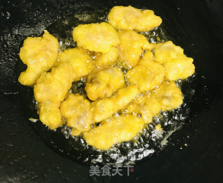 菠萝咕噜肉的做法步骤：5