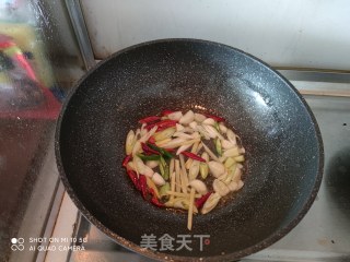 辣炒鸡心的做法步骤：4