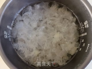 桂花木瓜炖银耳的做法步骤：7