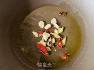 黄瓜炒虾仁的做法步骤：10