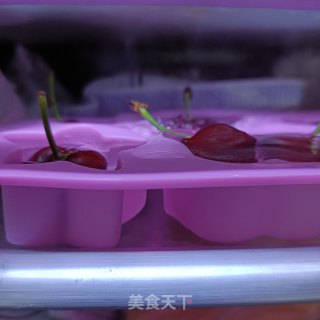 “萌系美食”樱桃果冻的做法步骤：12