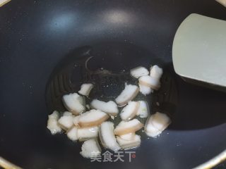 肉片炒辣椒的做法步骤：2