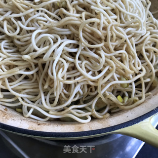 豆芽豆角焖面的做法步骤：11