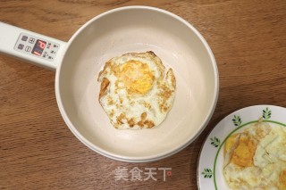 早餐饼之煎蛋全麦薄饼的做法步骤：4