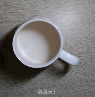 奶茶的做法步骤：2