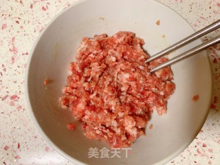 蒜泥三白——白玉卷、白粉丝、白肉的做法步骤：2