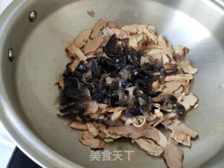 素菜春卷的做法步骤：5