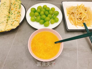 韭菜鸡蛋煎饼的做法步骤：10