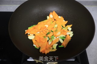 素食小炒之炒秋葵木耳的做法步骤：7