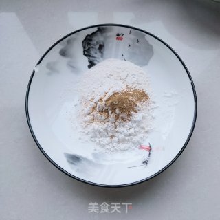 椒盐黄花鱼的做法步骤：3