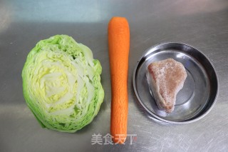 肉丝胡萝卜圆白菜的做法步骤：1